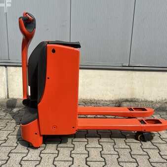 Nízkozdvižný vozík 2015  Linde T16 (1152) (3)