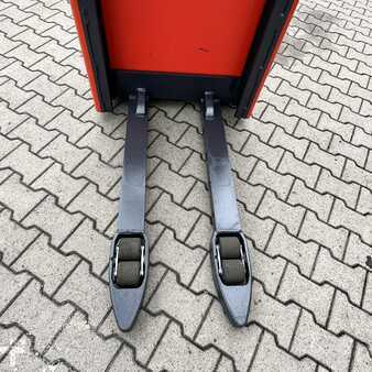 Wózek wysokiego podnoszenia 2018  Linde L12 (1172) (11)