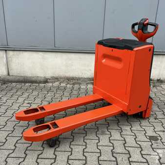 Nízkozdvižný vozík 2016  Linde T16 (1152) (3)