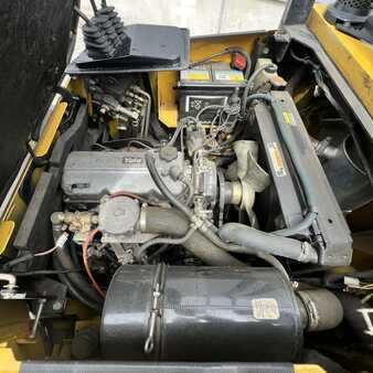 Empilhador a gás 1995  Yale GLP30TF (11)