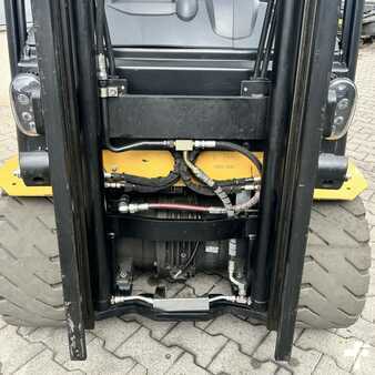 Elektro čtyřkolový VZV 2020  CAT Lift Trucks EP35N-80E (24)