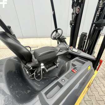 Elektro čtyřkolový VZV 2020  CAT Lift Trucks EP35N-80E (5)