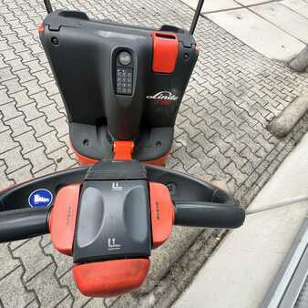 Nízkozdvižný vozík 2015  Linde T16 (1152) (8)