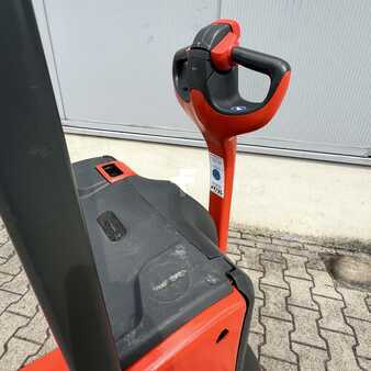 Nízkozdvižný vozík 2018  Linde T16 (1152) (4)