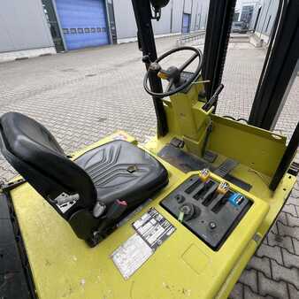 Gas gaffeltruck 1992  Clark GPM30 (9)