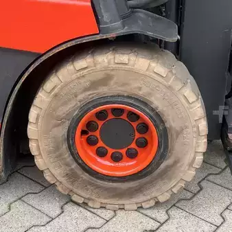4-wiel elektrische heftrucks 2013  Linde E25 (387) (16)