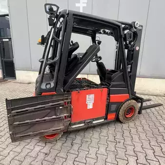 4-wiel elektrische heftrucks 2013  Linde E25 (387) (9)