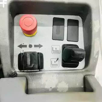 El-stabler - Med platform 2015  Unicarriers 160SDTFV570 AJN (11)