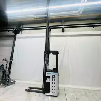 El-stabler - Med platform 2015  Unicarriers 160SDTFV570 AJN (4)