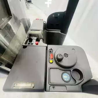 El-stabler - Med platform 2015  Unicarriers 160SDTFV570 AJN (9)