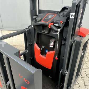 Vertical order pickers 2023  Linde V10-02 (5212) (13)