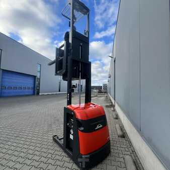 Vertical order pickers 2023  Linde V10-02 (5212) (18)