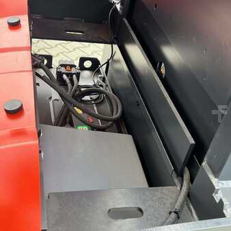 Vertical order pickers 2023  Linde V10-02 (5212) (16)