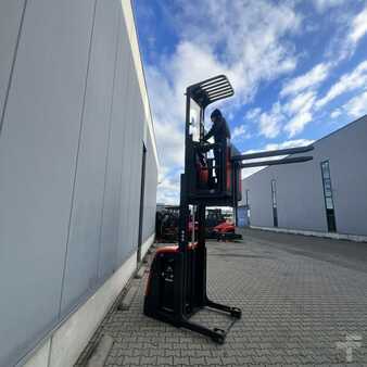 Vertical order pickers 2023  Linde V10-02 (5212) (6)