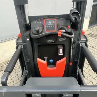 Vertical order pickers 2023  Linde V10-02 (5212) (2)