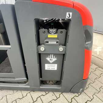 Vertical order pickers 2023  Linde V10-02 (5212) (14)