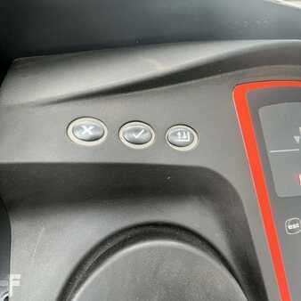 Vertical order pickers 2023  Linde V10-02 (5212) (18)