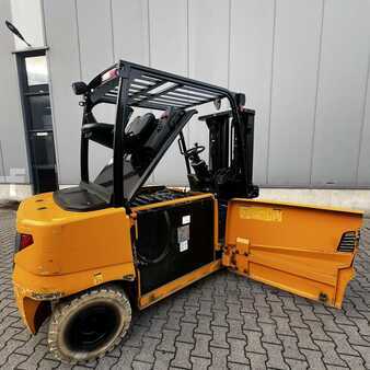 Sähkö - 4 pyör 2019  Hyundai HX50B-9 (13)