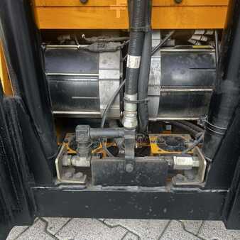 Sähkö - 4 pyör 2019  Hyundai HX50B-9 (18)