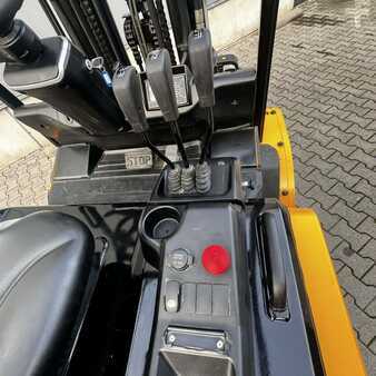 Sähkö - 4 pyör 2019  Hyundai HX50B-9 (24)