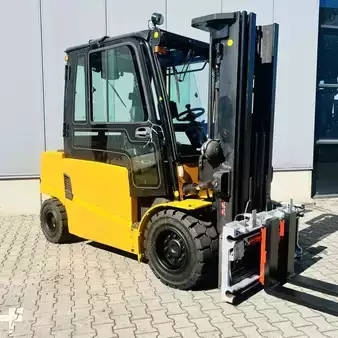 Elektromos 4 kerekű 2018  Hyundai HX50B-9 (2)