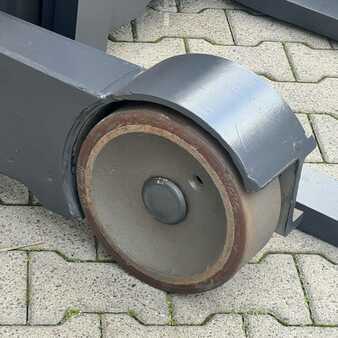 Skyvemast 2014  Linde R16 (1120) Coldstore (25)