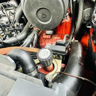 Gázüzemű targoncák 2017  Linde H35T (393-02) EVO (16)