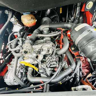 Gázüzemű targoncák 2017  Linde H35T (393-02) EVO (17)