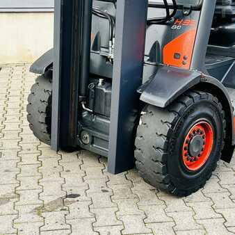 Gázüzemű targoncák 2017  Linde H35T (393-02) EVO (20)