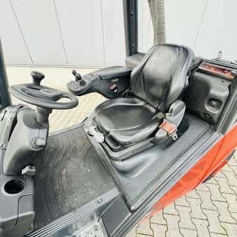 Gázüzemű targoncák 2017  Linde H35T (393-02) EVO (5)