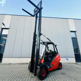 Gázüzemű targoncák 2017  Linde H35T (393-02) EVO (13)