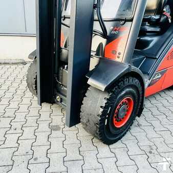Gázüzemű targoncák 2017  Linde H35T (393-02) EVO (14)