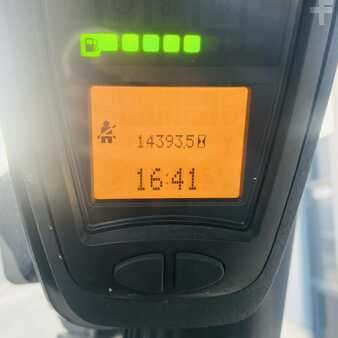 Gázüzemű targoncák 2017  Linde H35T (393-02) EVO (8)