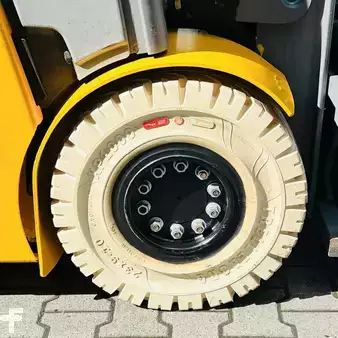 Elektro čtyřkolový VZV 2019  Jungheinrich EFG425s (24)