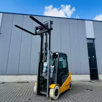Elektro čtyřkolový VZV 2019  Jungheinrich EFG425s (28)