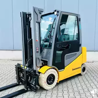Elektro čtyřkolový VZV 2019  Jungheinrich EFG425s (1)