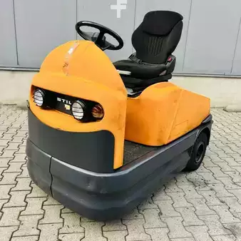 Schlepper 2004  Still R06 (1)