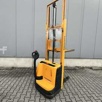 Apilador eléctrico 2014  Jungheinrich EJC110 (2)