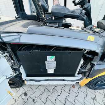 Elektromos 4 kerekű 2020  CAT Lift Trucks EP35N-80E (12)