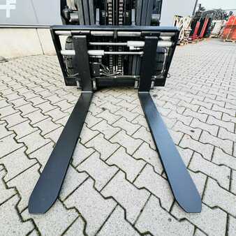 Elektromos 4 kerekű 2020  CAT Lift Trucks EP35N-80E (19)