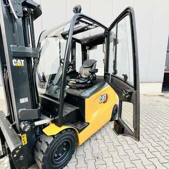 Elektromos 4 kerekű 2020  CAT Lift Trucks EP35N-80E (3)