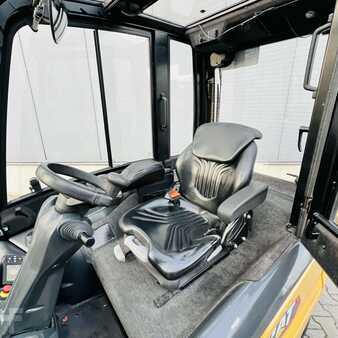 Elektromos 4 kerekű 2020  CAT Lift Trucks EP35N-80E (4)