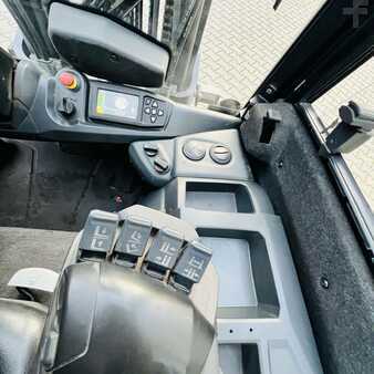 Elektromos 4 kerekű 2020  CAT Lift Trucks EP35N-80E (6)