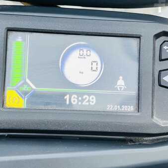 Elektromos 4 kerekű 2020  CAT Lift Trucks EP35N-80E (7)