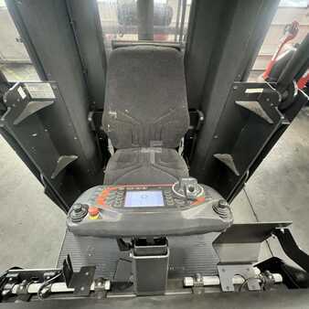 Schmalgangstapler 2020  Linde Kombi L-Head (5231) (4)