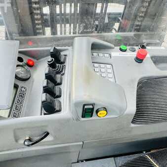 Four-way reachtrucks 2009  Atlet 250DTFVRF900UFS (13)