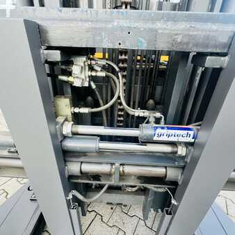 Four-way reachtrucks 2009  Atlet 250DTFVRF900UFS (4)