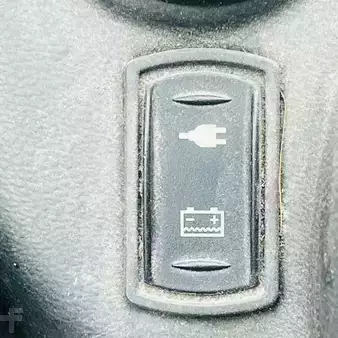 Veicoli elettrici con pianale 2015  Aixam Mega E-worker (14)