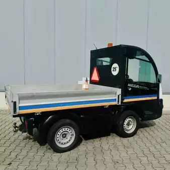 Veicoli elettrici con pianale 2015  Aixam Mega E-worker (3)