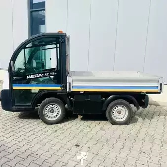 Veicoli elettrici con pianale 2015  Aixam Mega E-worker (3)